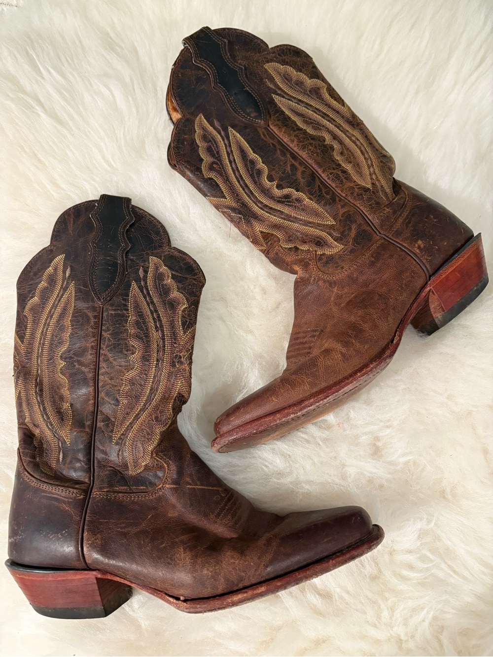 Justin Boots Brown Leather Western Boots with Embroidered Shaft